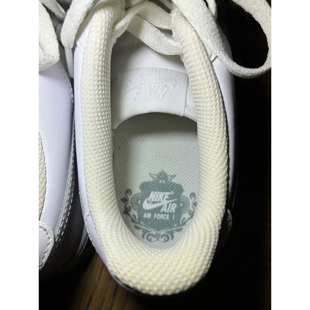 Nike Air Force 1 Low Triple White Leather Sneakers Boys 6Y Womens 7.5 314192-117